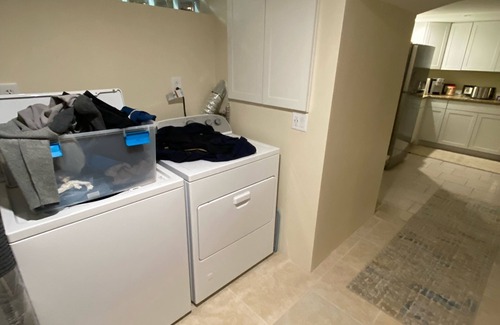 Columbus House | One Bedroom Executive Hideaway