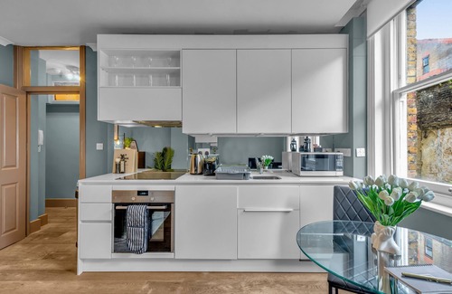 Fitzrovia Apartment | One Bedroom Flat Cleveland near Oxford Street Fitzrovia