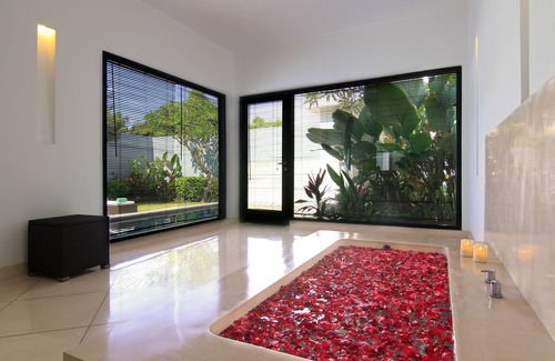 Nakula Villa | One Bedroom Grand Deluxe Pool Villa With Free Breakfast for 2