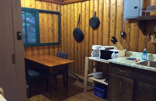 Marten River Cottage | One Bedroom "Honeymoon Suite" - Perfect For A Couple - Olive the Lake Cottage #6
