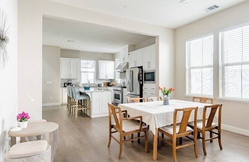 Milpitas House | One Bedroom in a Luxury Home within Silicon Valley
