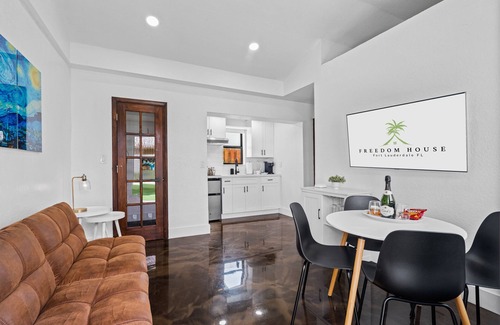 Flagler Village Apartment | One Bedroom King Suite in a Tropical Retreat Freedom House Fort Lauderdale FL