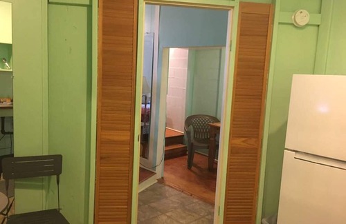 Hilo Apartment | one bedroom Loft Apartment in the heart of Downtown Hilo
