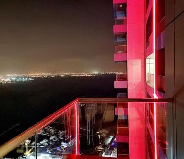 Al Hoora Apartment | One Bedroom Luxury Apartment in Manama - Sky High Luxury