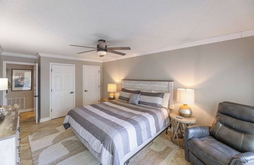 Grand Rivers Condo | One Bedroom Marina View Condo