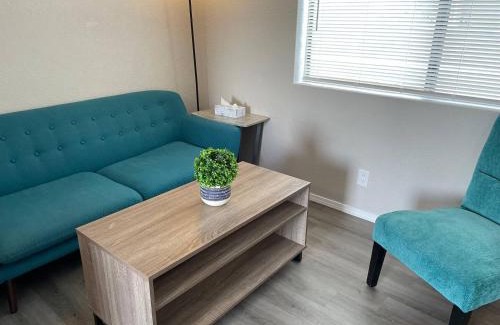 University Heights Apartment | One Bedroom - Near Unm, Nob Hill And Downtown