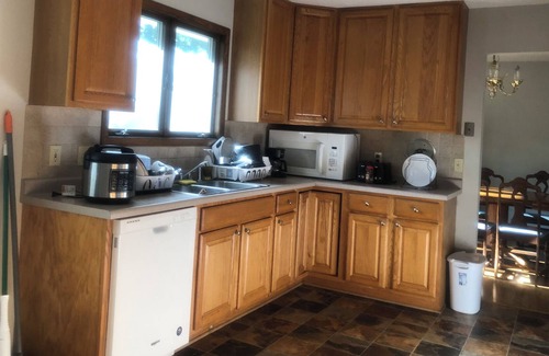 Richfield Apartment | One bedroom one bathroom with kitchen on top floor