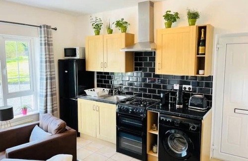 Blessington Condo | One Bedroom Self-Contained Apartment. (King or Twin)