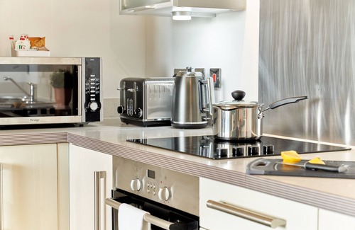 Central Milton Keynes Apartment | One Bedroom Serviced Apartment in Vizion, Central Milton Keynes