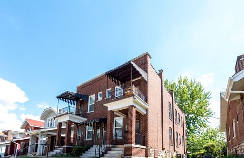 The Southampton Apartment | One Bedroom South City Retreat by StayLage