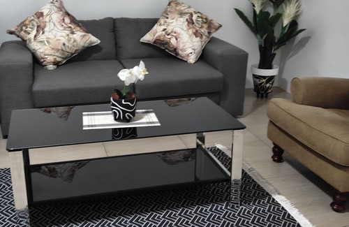 Selborne Cottage | One bedroom, spacious guest house in a quiet neighbourhood.