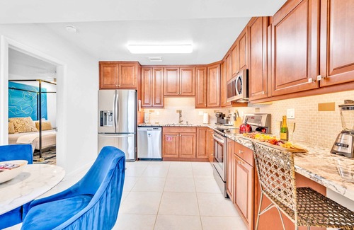 Coral Ridge Condo | One-bedroom Suite | Heated pool | Dock Access | Quiet Neighborhood | SaltAire Two | RESlDENCES