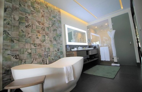 Playa Mujeres House | One-Bedroom Suite - Garza Blanca Resort & Spa Cancunnn