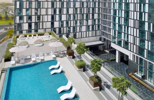 Dubai World Central House | One Bedroom Suite Near Makhtoom Airport Ab