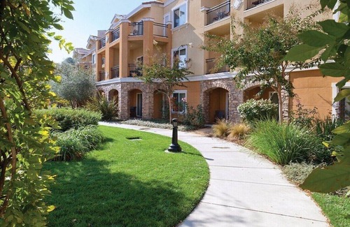 Napa Resort | One Bedroom - Vino Bello Resort in Napa Valley, LA ONDA FESTIVAL Weekend