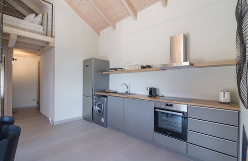 Episkopos Apartment | One-Bedroom with Attic Apartment Sea View