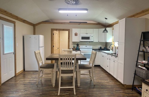 Anacoco Cabin | One bedroom with lake view.