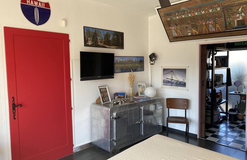 Marguerittes House | One bedroom with private bathroom. Charm and tranquility