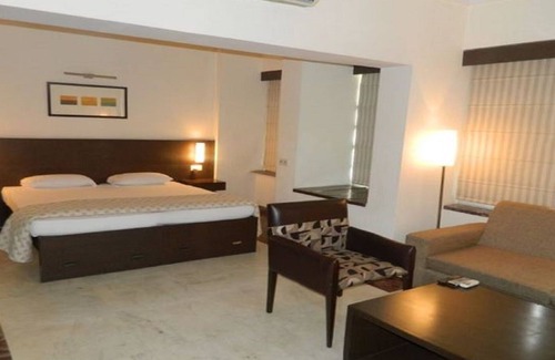 Indirapuram Apartment | One Bedroom with Private Bathroom, Living room and Kitchen Studio Appartment