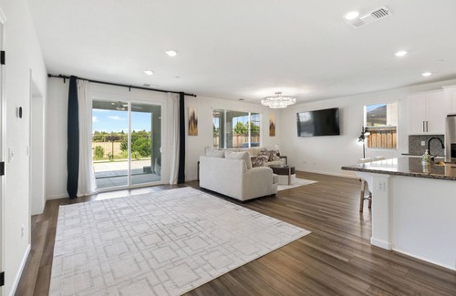 Lincoln House | One Big and Beautiful House in Lincoln