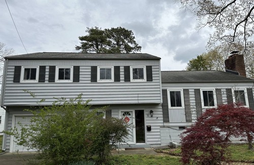 Riverside House | One Block Away from CNU