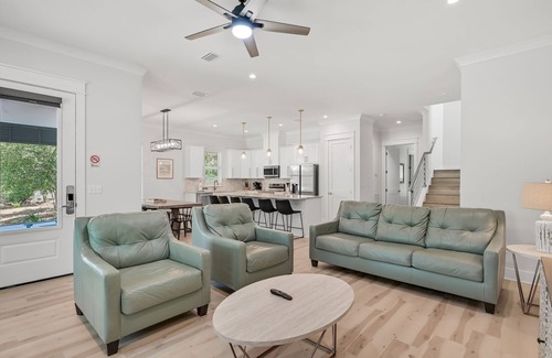 Emerald Waters Village House | One Block from Beach ~ Gated Community ~ Coastal Luxury
