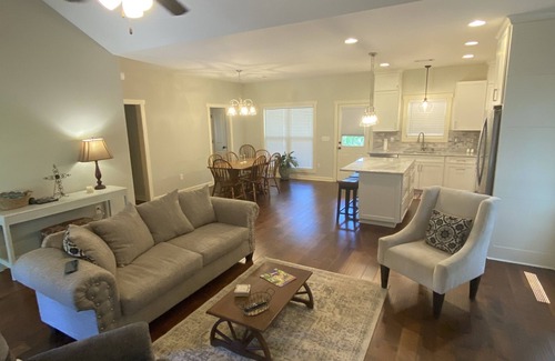 Water Valley House | One block from Main Street, short ride to Oxford, Enid, Sardis and Grenada Lakes