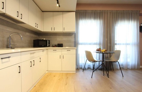 Tel Aviv Apartment | One BR Apt TLV TAU by SeaNRent