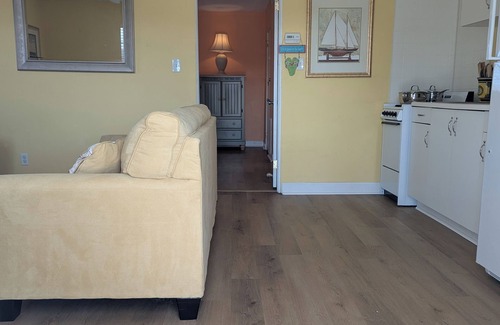 Atlantic Beach Condo | One BR beach condo with pool!