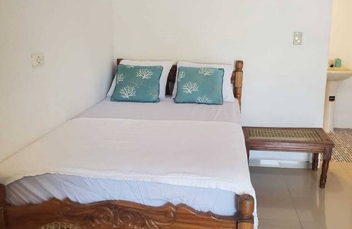Playa San Diego Resort | One Deluxe bedroom 4 queen beds sleep 8, El Tenis playa San Diego, La Libertad