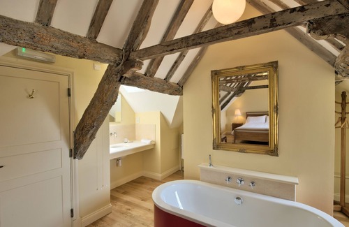 Newport Hotel | One Holyrood Hotel