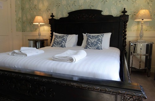 Newport Hotel | One Holyrood Hotel