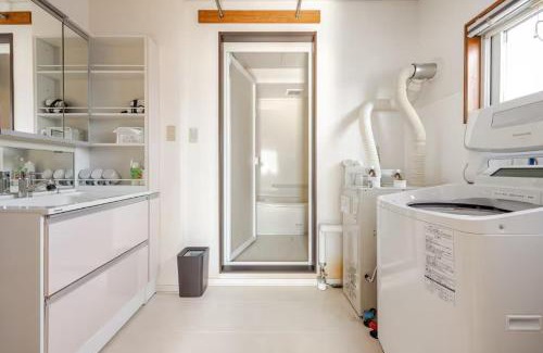 Shiraoi-cho House | 【One House 】白老駅から徒歩1分/グループ・家族で一棟貸切/ウポポイへのアクセスも抜群