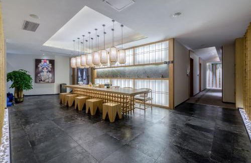 Nanshan Hotel | One House