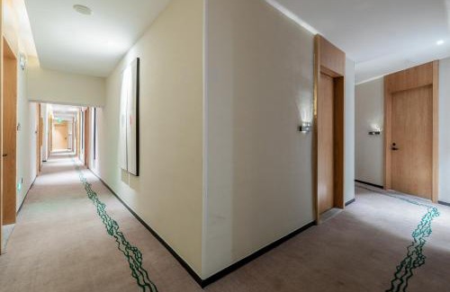 Nanshan Hotel | One House