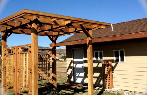 Ennis Cabin | One- Man- Fisherman Cabin