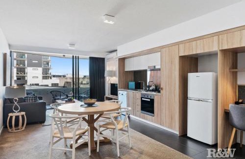 Newstead Apartment | One Oak