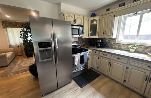 Waterloo House | One of a kind luxurious unique home in central Waterloo, ON.