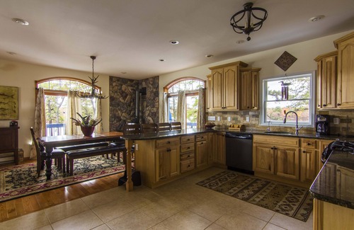 Long Pond House | One Of A Kind! Luxury Peninsula Lakefront House In Emerald Lakes, PA