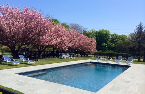 Greenport Cottage | One Of A Kind, Resort- Like Waterfront Cottage In Wine Country