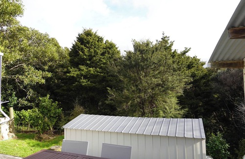 Tawharanui House | One Pigeon Takatu, Tāwharanui Peninsula