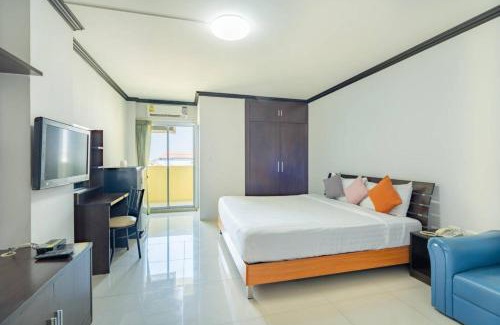 Khlong Luang Hotel | One Residence Navanakorn