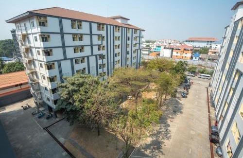 Khlong Luang Hotel | One Residence Navanakorn
