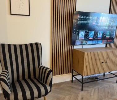 Resita Apartment | One Room Apartment- Self Check-in 24h