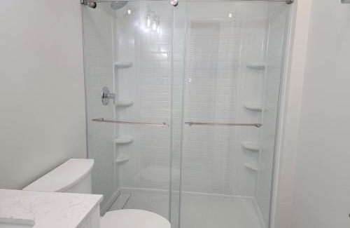 Hartford House | One room for rent shared bathroom and kitchen