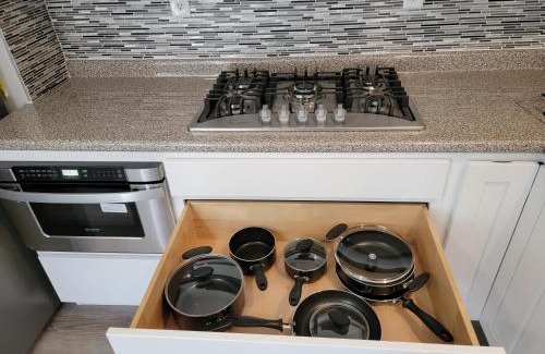 Hartford House | One room for rent shared bathroom and kitchen