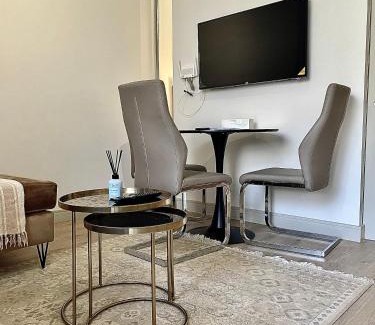 Greater Johannesburg Metropolitan Area Apartment | One Rosebank Unit 11