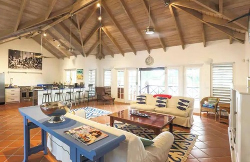 Mamora Bay House | One Savannah