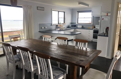 Port Macdonnell House | One Sea Parade Port Macdonnell