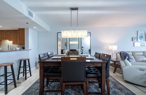 Fort Walton Beach Condo | One Step to the Beach!/Spacious Beachfront Condo
